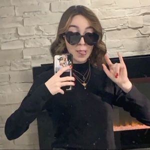 Meet your Posher, Noémie